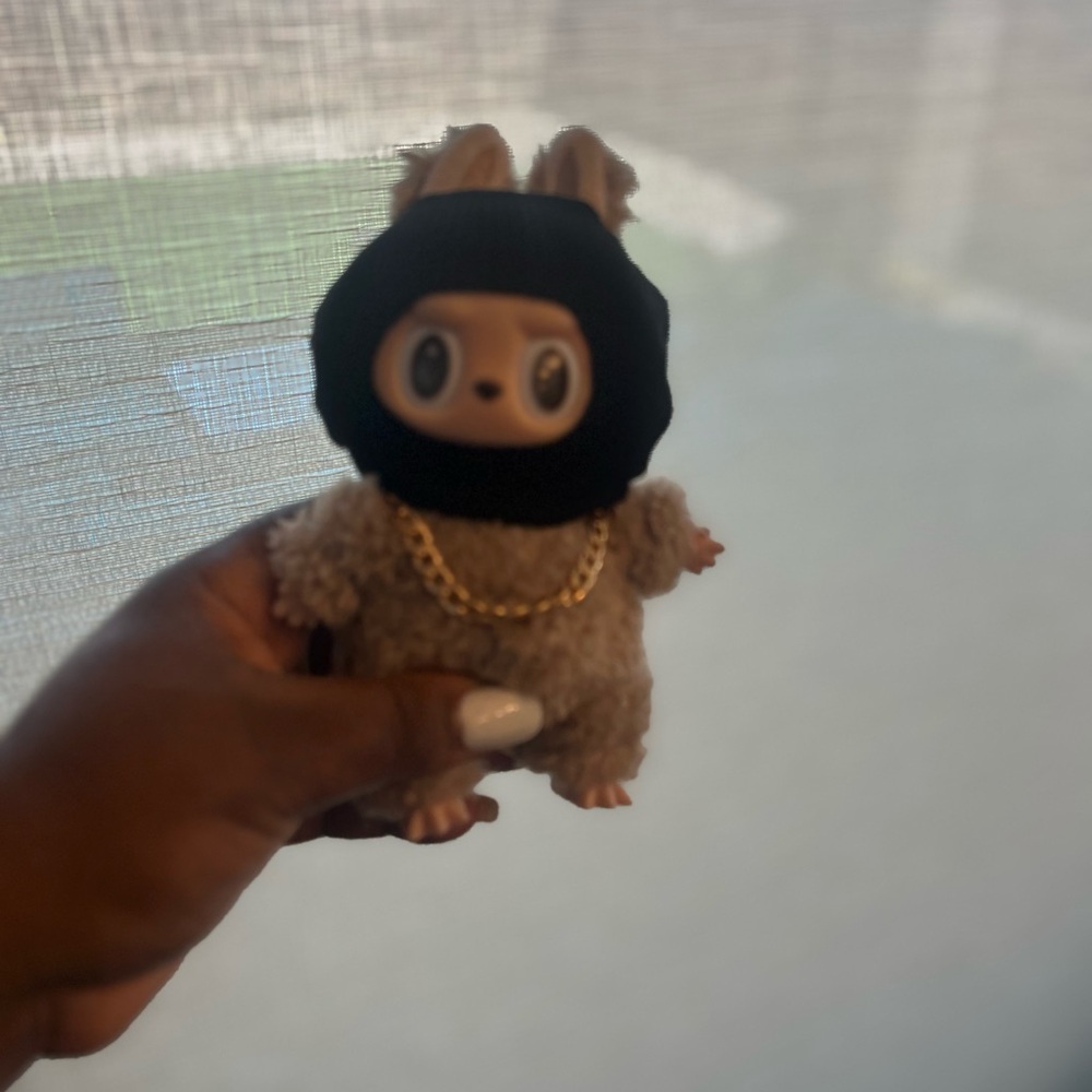 Labubu Mask and Chain - Picture 2 of 4